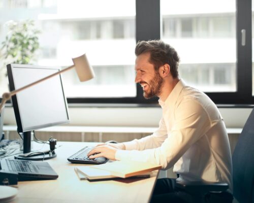 Alles over de functie: Beleidsmedewerker - Salaris, taken en meer!